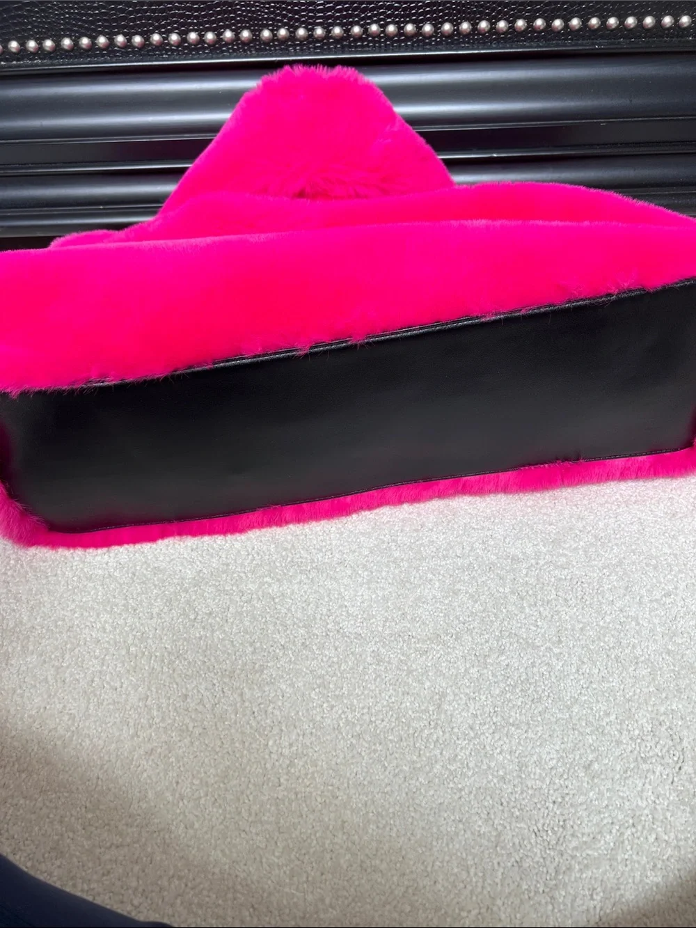 Plush Faux Fur Tote Bag - Hot Pink